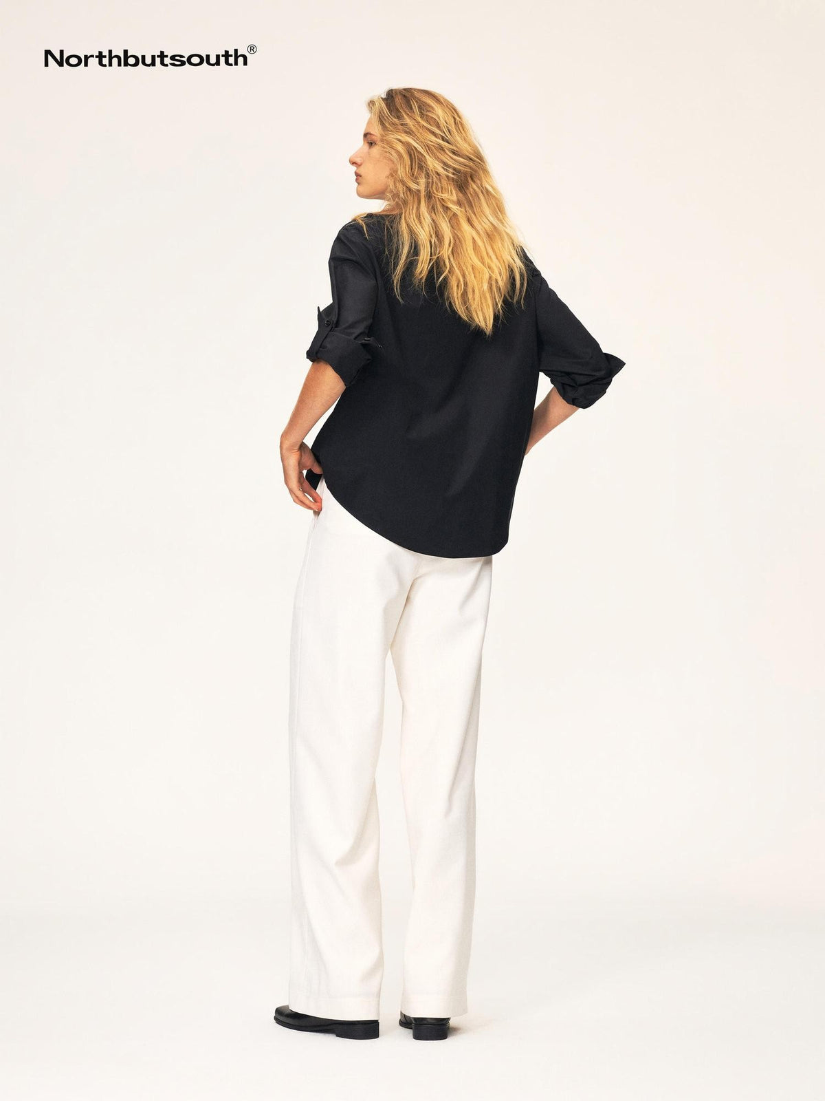 Northbutsouth Black White Curved Hem Patch Pocket Straight Women&
