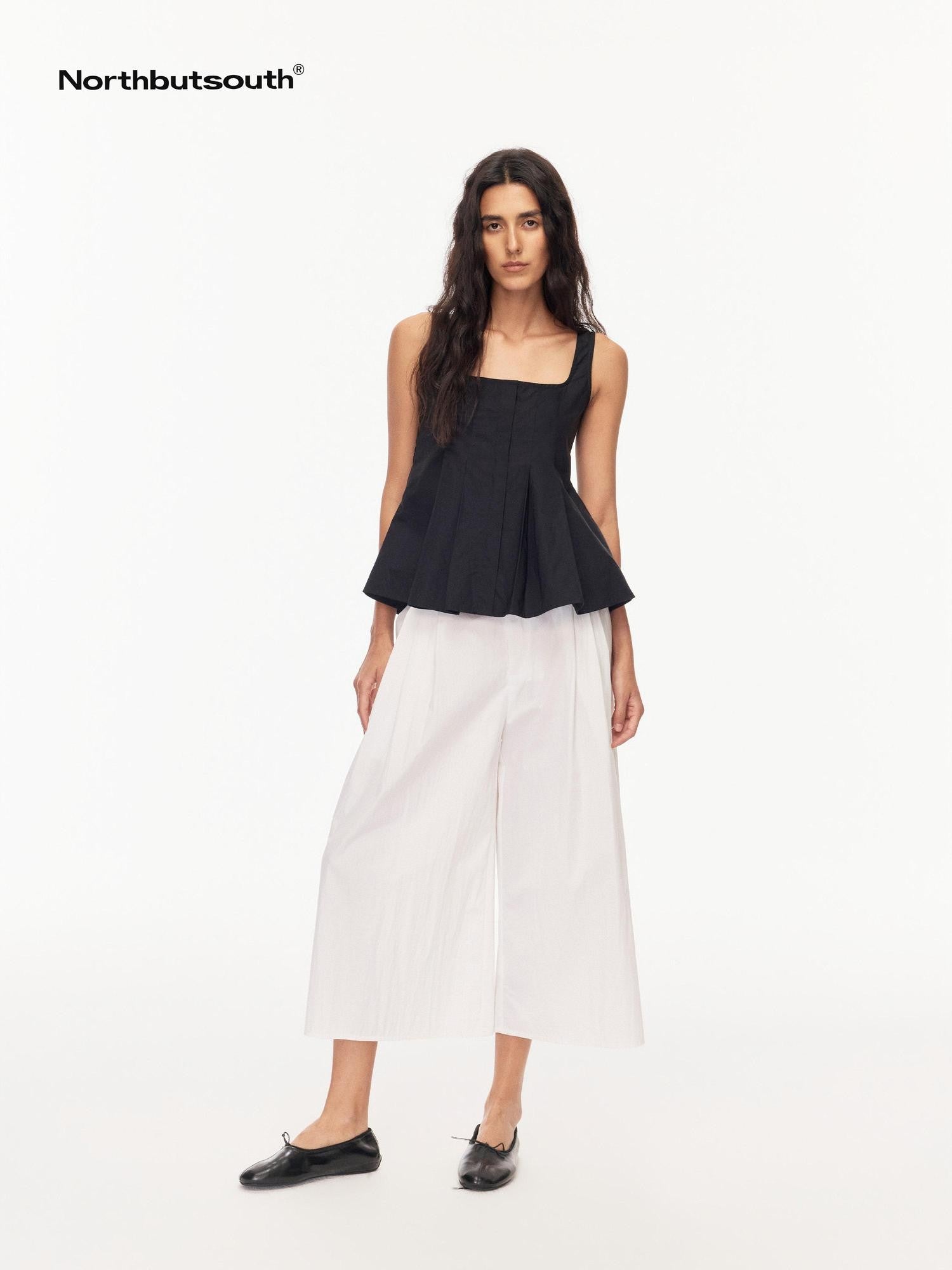 Northbutsouth Black White Sheen Panel Square Neck Puffy Women&