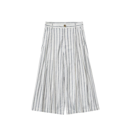 Northbutsouth_Black_White_Striped_Double_Pleated_Cropped_Women&