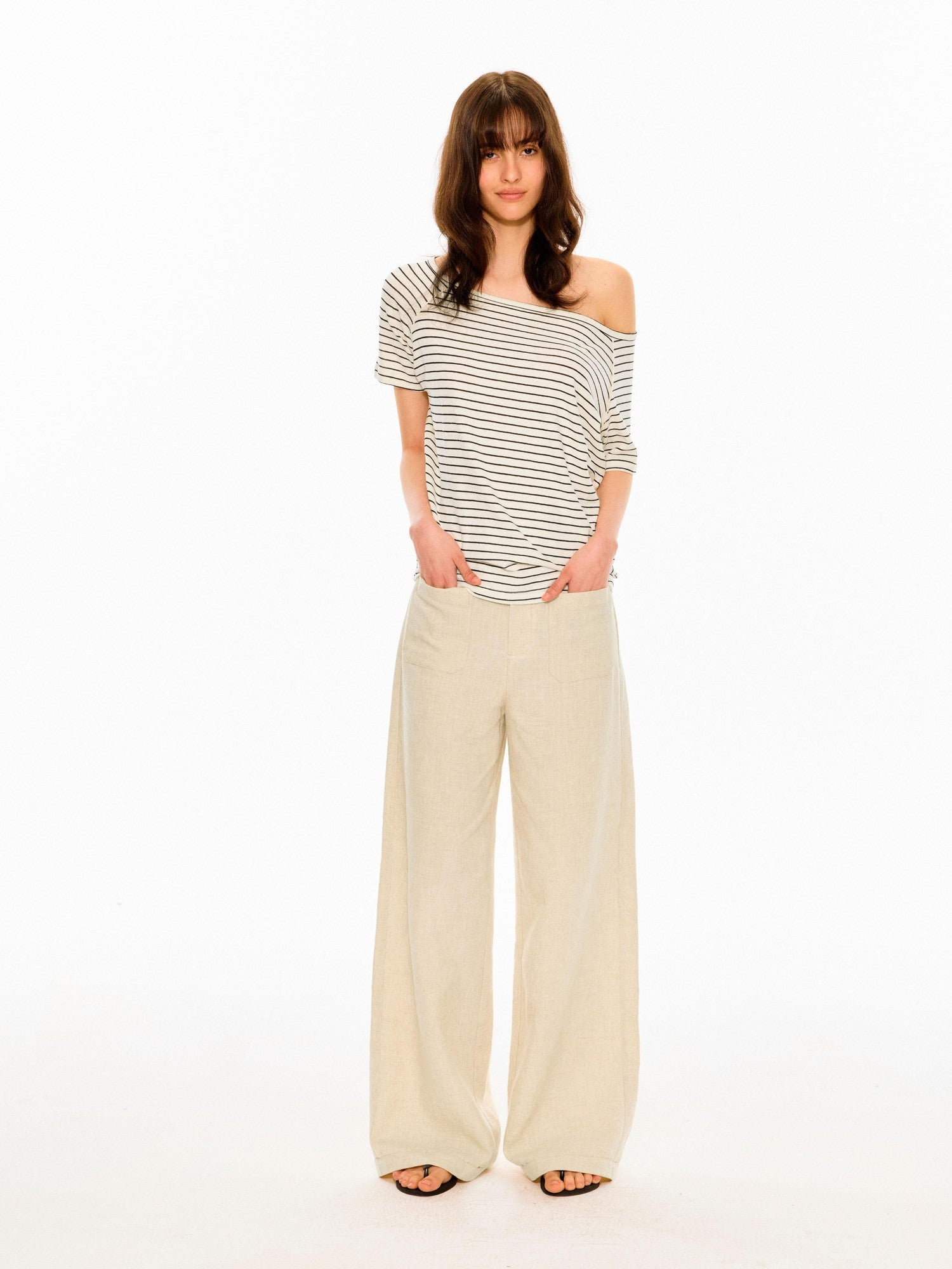 Northbutsouth Black White Striped Slanted Shoulder Women&