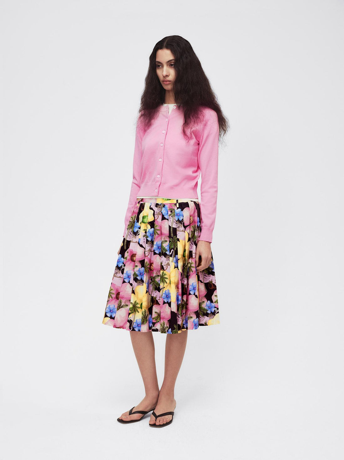 Northbutsouth Classic Contrast Mother Of Pearl Button Lightweight Wool Cardigan