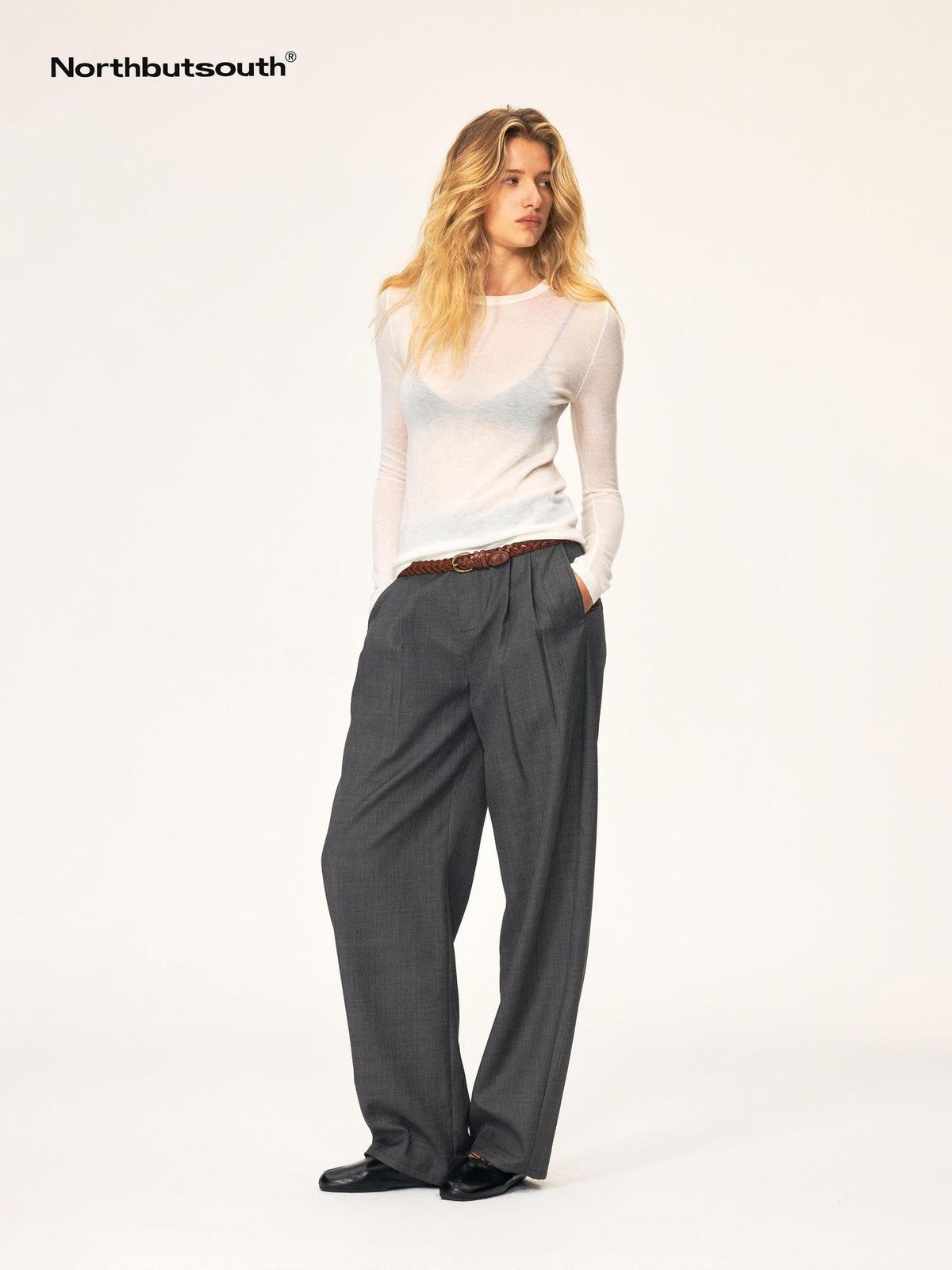 Northbutsouth Classic Crew Neck Knit Wool Blend Women&