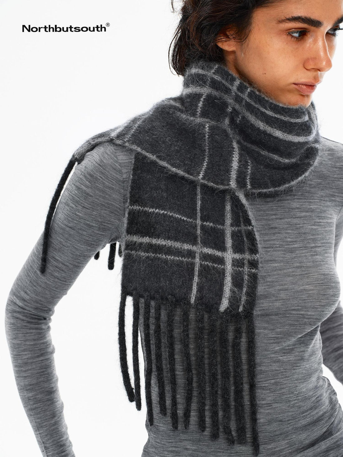 Northbutsouth Classic Plaid Fringed Reversible Women&
