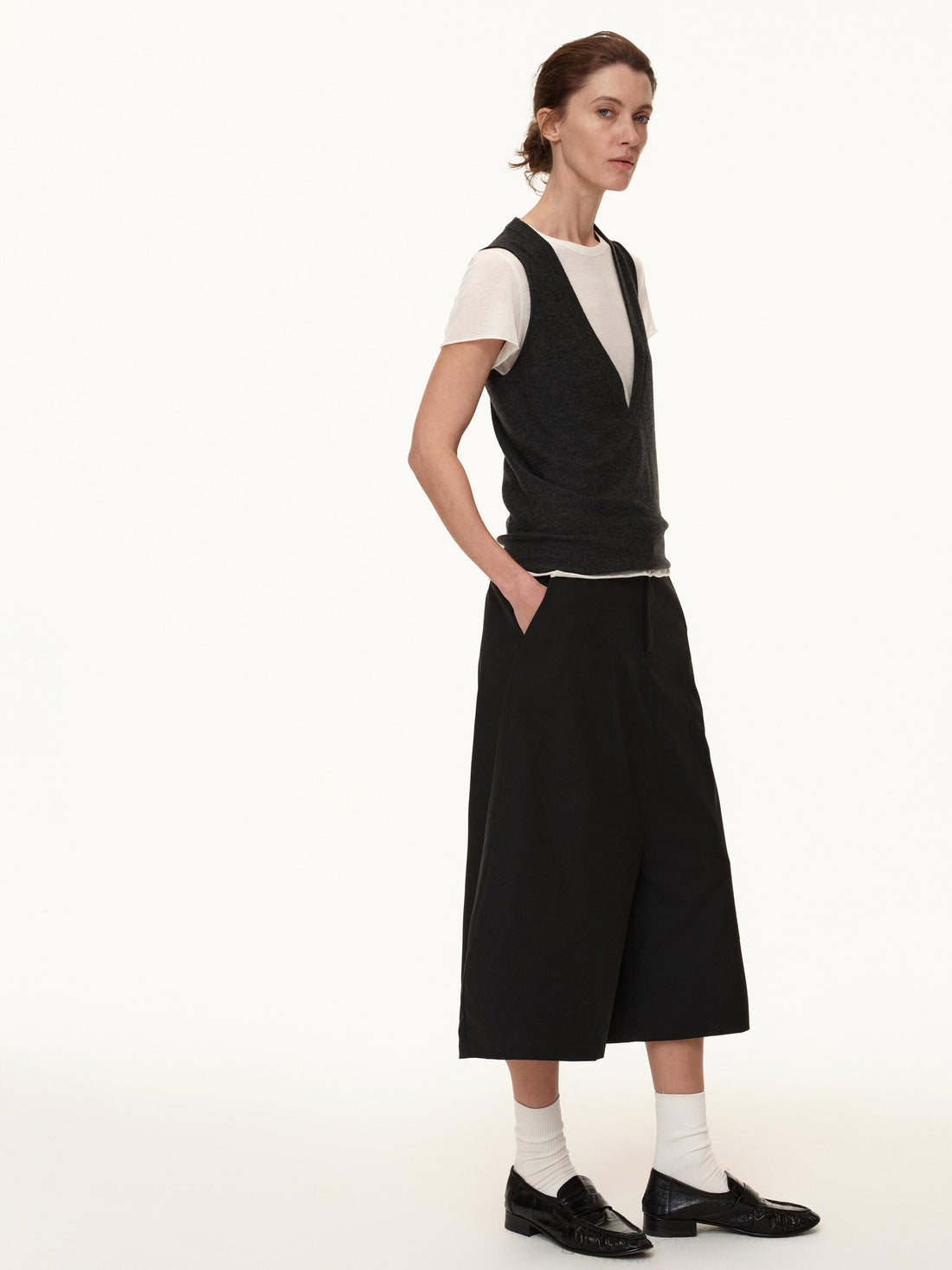 Northbutsouth Deep V-neck Layered Wool Vest
