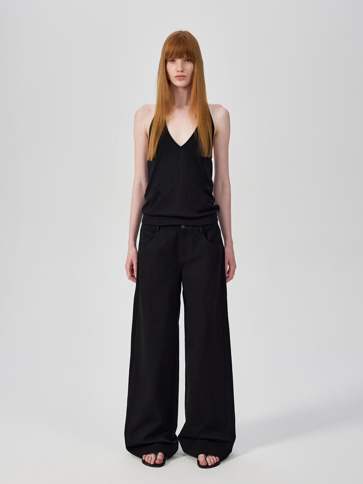 Northbutsouth Deep V Halter Backless Holiday Top In Black And White