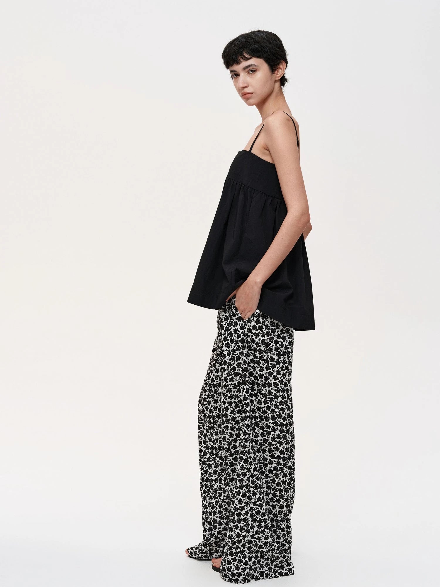 Floral Print Hemp Lyocell Relaxed Trousers with Multiple Buttons