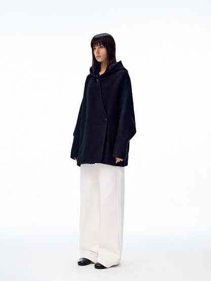 Northbutsouth Hooded Asymmetric Placket Batwing Cape Women&