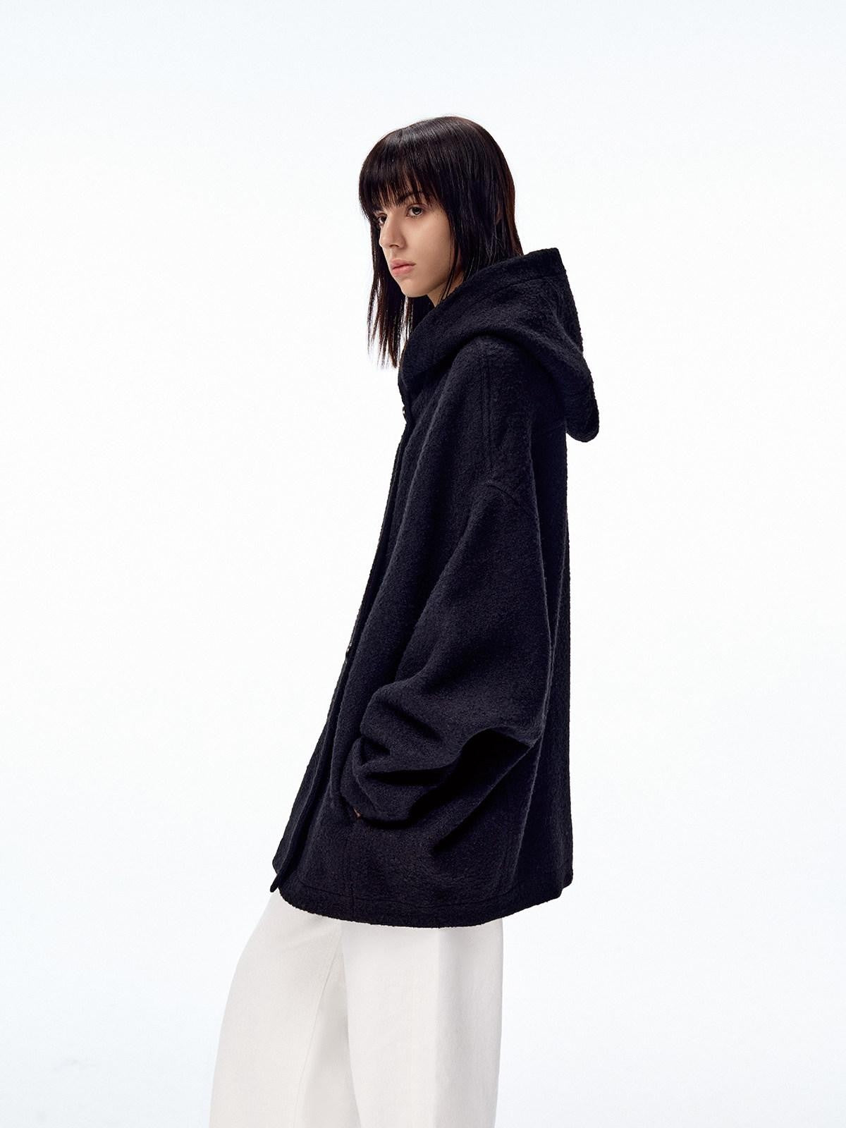 Northbutsouth Hooded Asymmetric Placket Batwing Cape Women&