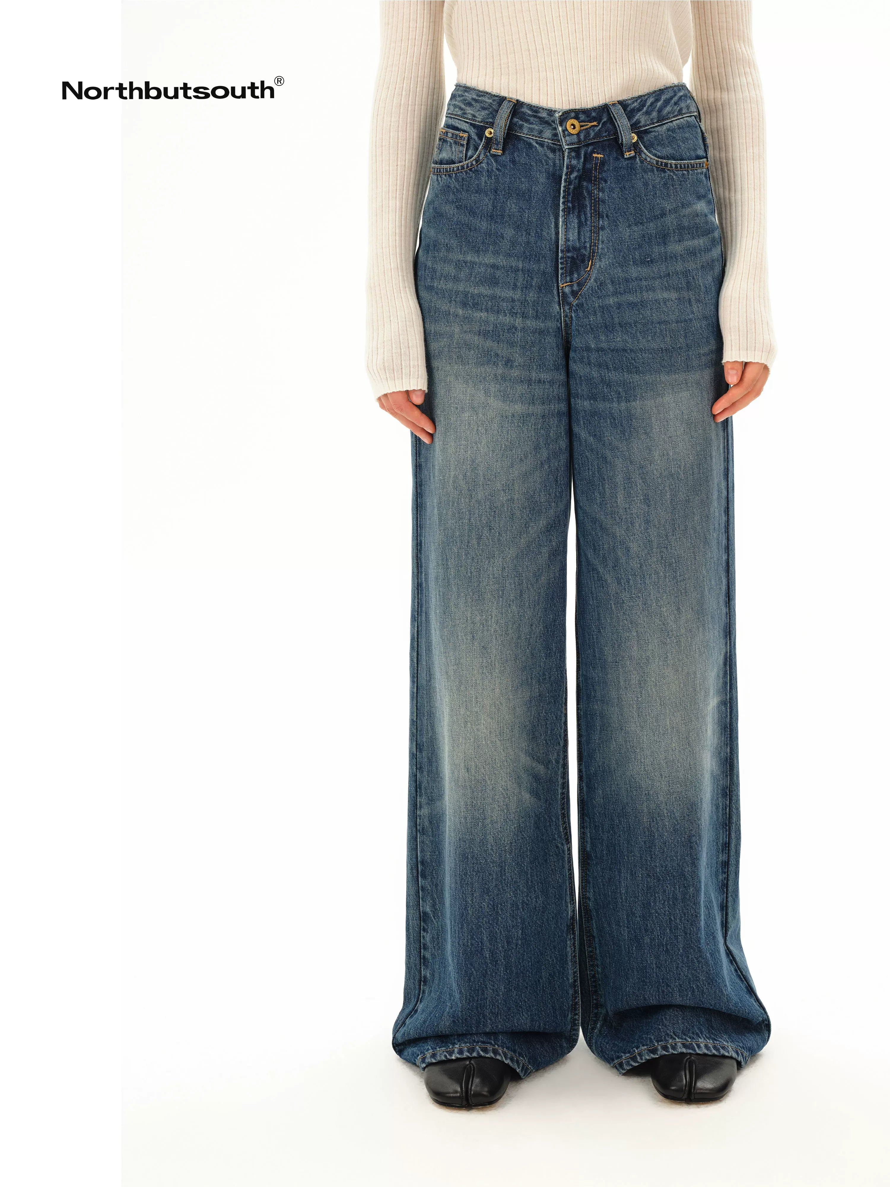 Northbutsouth Light Blue Faded Whiskering Women&