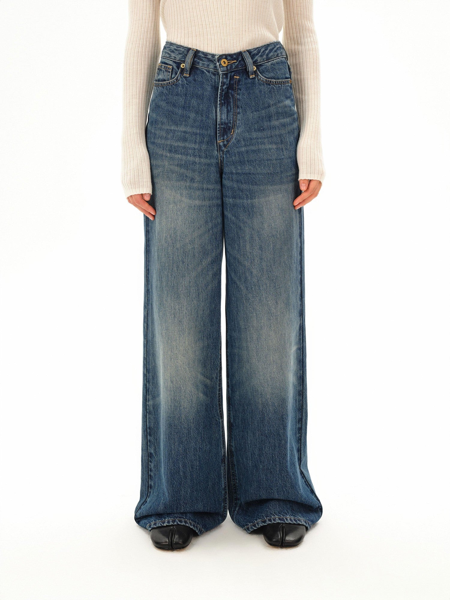 Northbutsouth Light Blue Faded Whiskering Women&