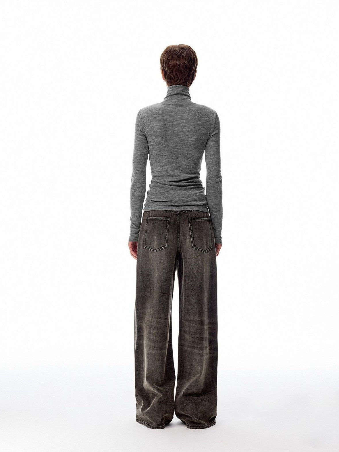 Northbutsouth Lightweight Slim High Neck Pullover Women&