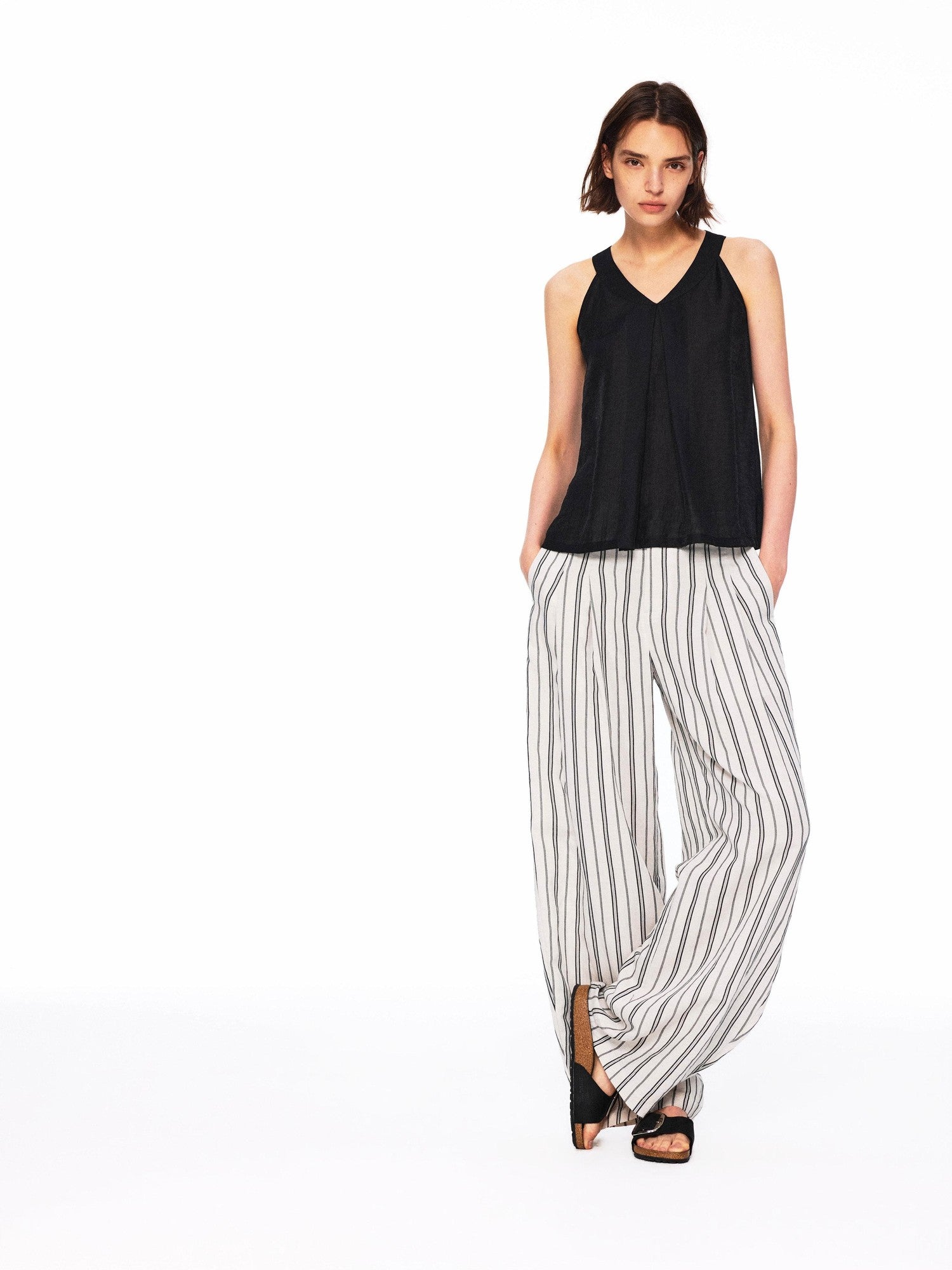 Northbutsouth Lustrous Ruched Back Tie Small V-neck Lightweight Women&