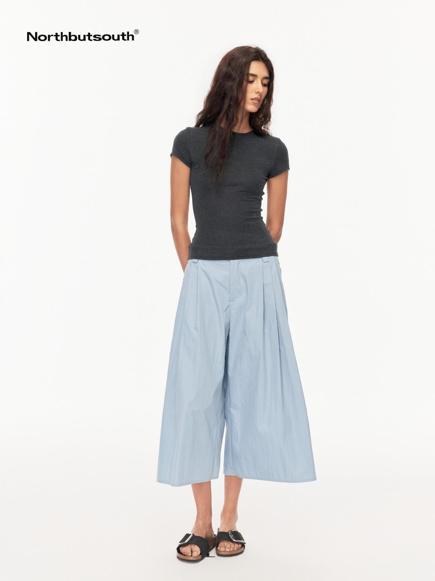 Northbutsouth Multicolor Crew Neck Slim Fit Women&