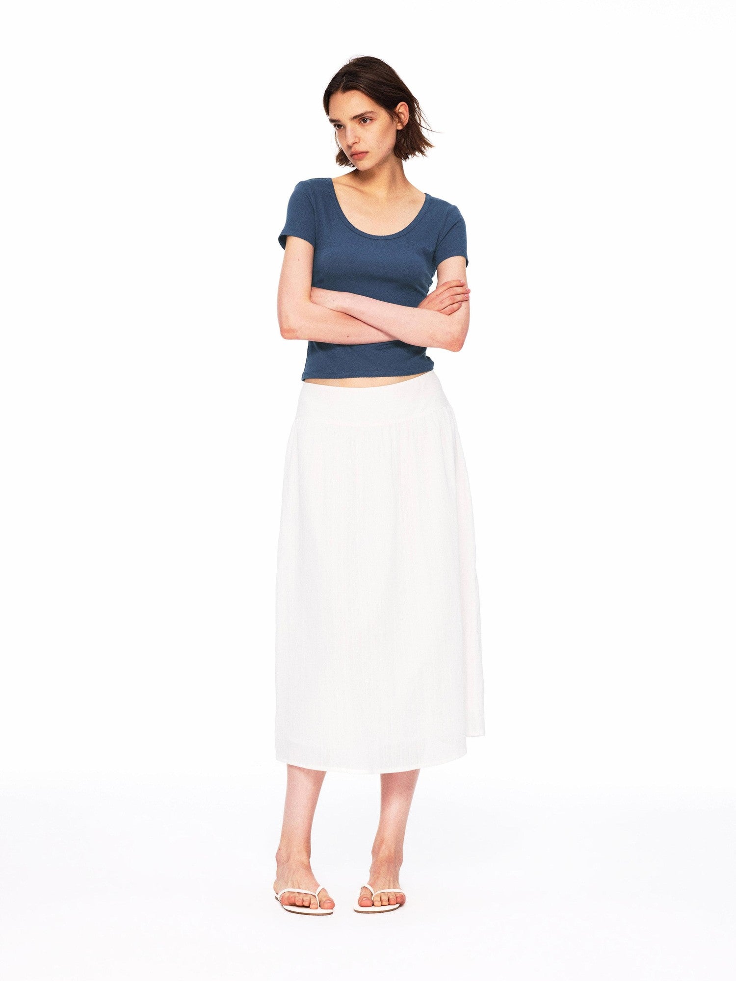 Northbutsouth Multicolor Lace Slim Fit Stretch Round Neck Women&