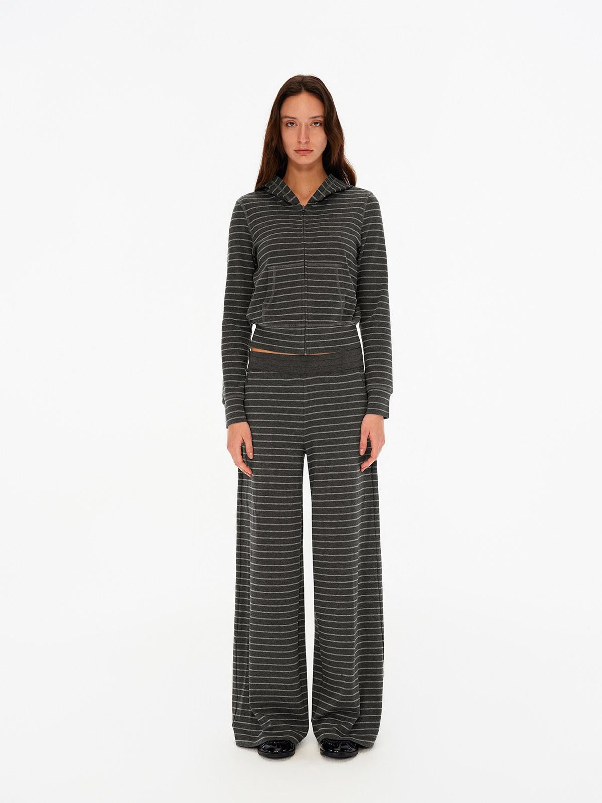 Northbutsouth Multicolor Slim Fit High Stretch Hooded Cropped Women&