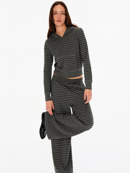 Northbutsouth Multicolor Slim Fit High Stretch Hooded Cropped Women&