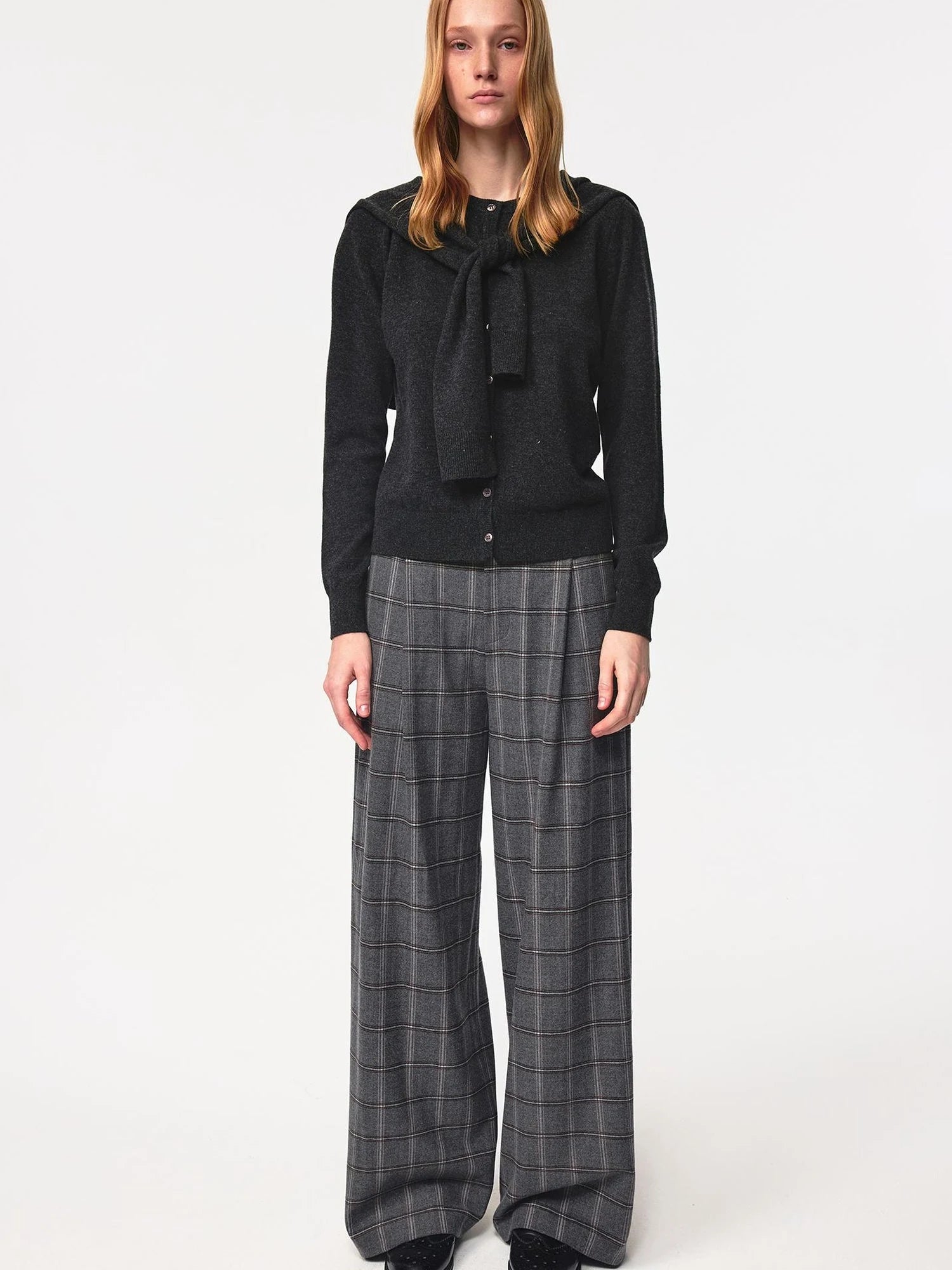 Pure Wool Two Tone Round Neck Knit Cardigan