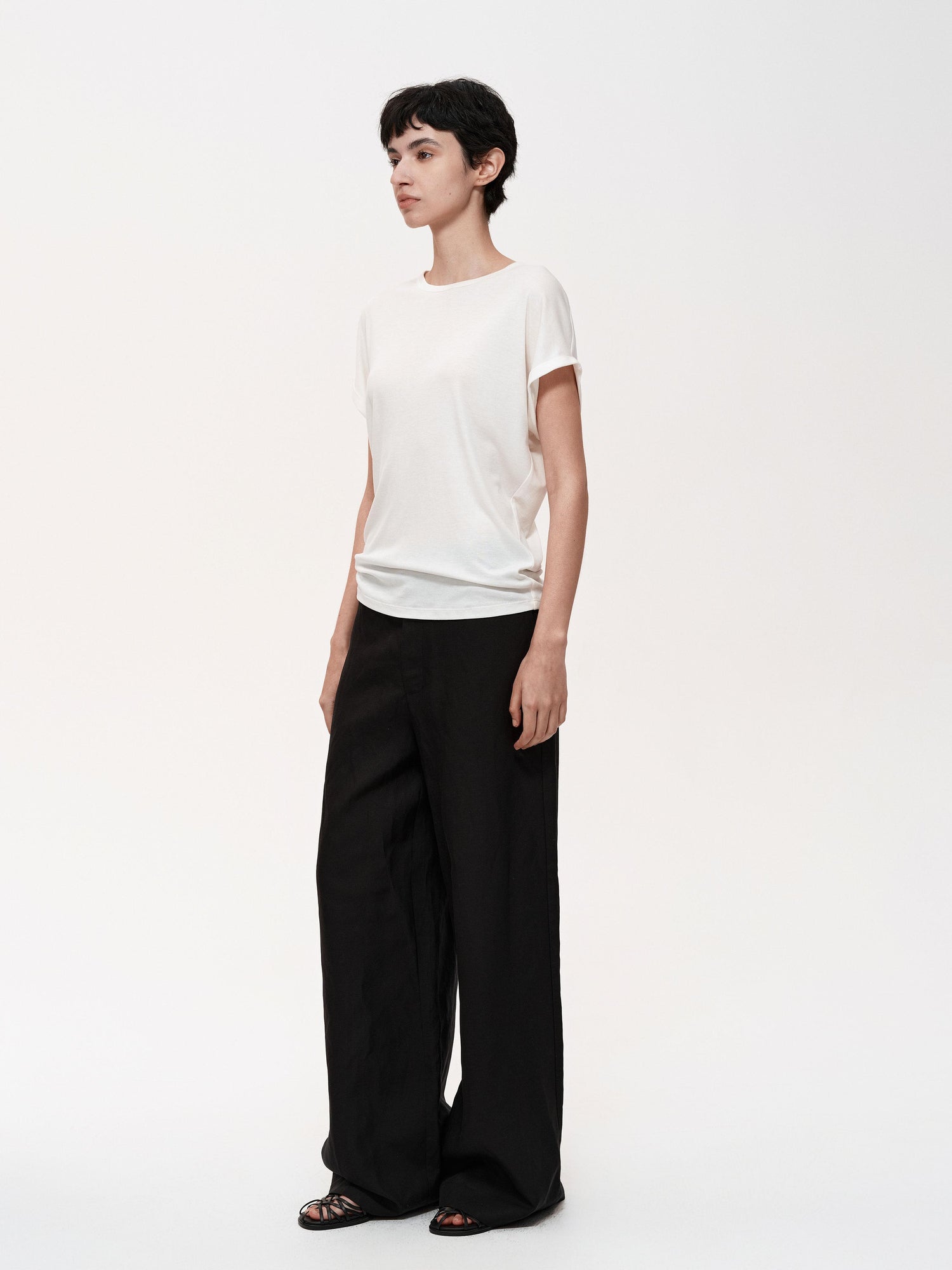 Northbutsouth Raglan Batwing Sleeve Cropped Relaxed Fit T-Shirt