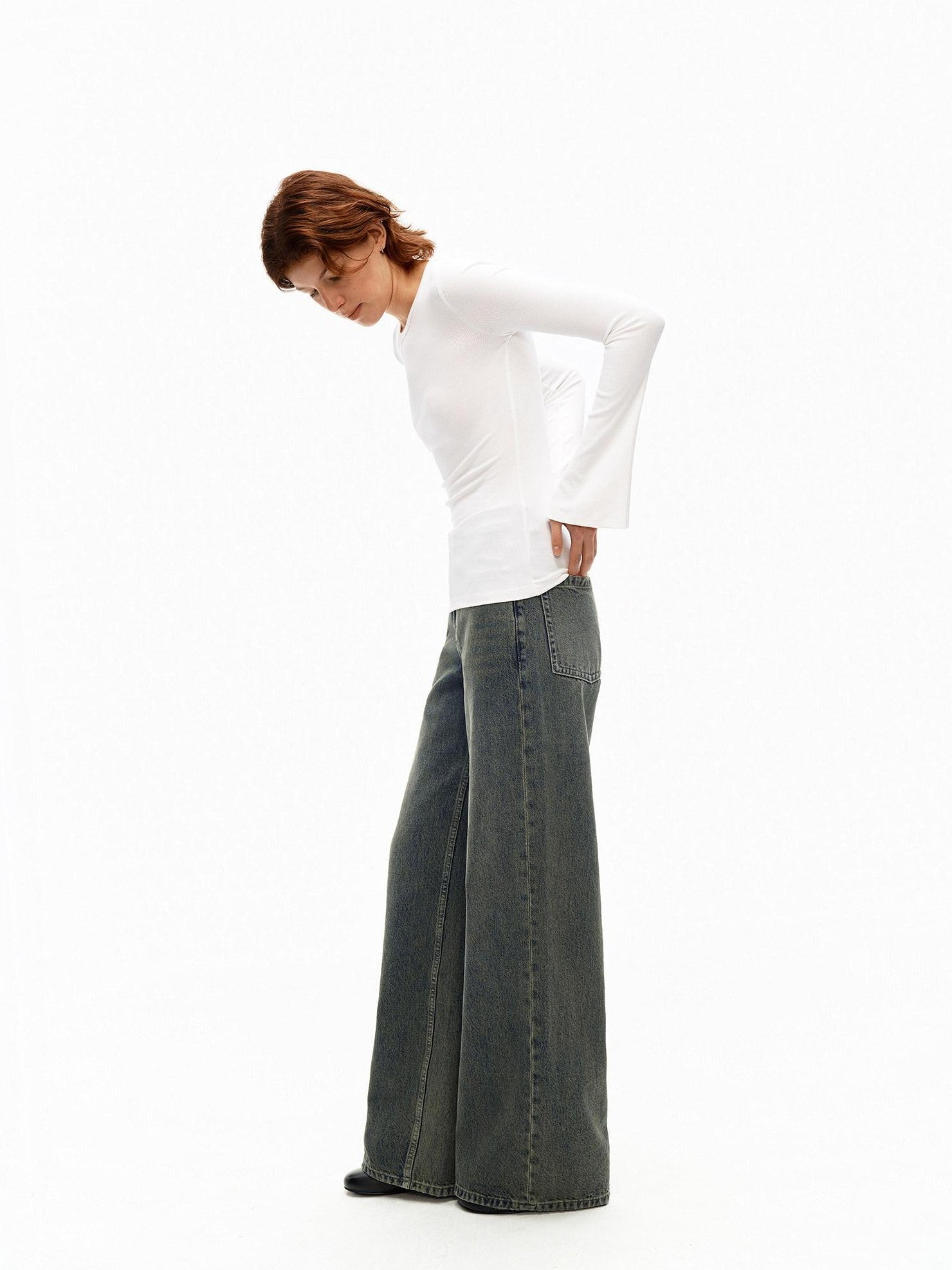 Northbutsouth Ribbed Bell Sleeve Slim Fit Women&