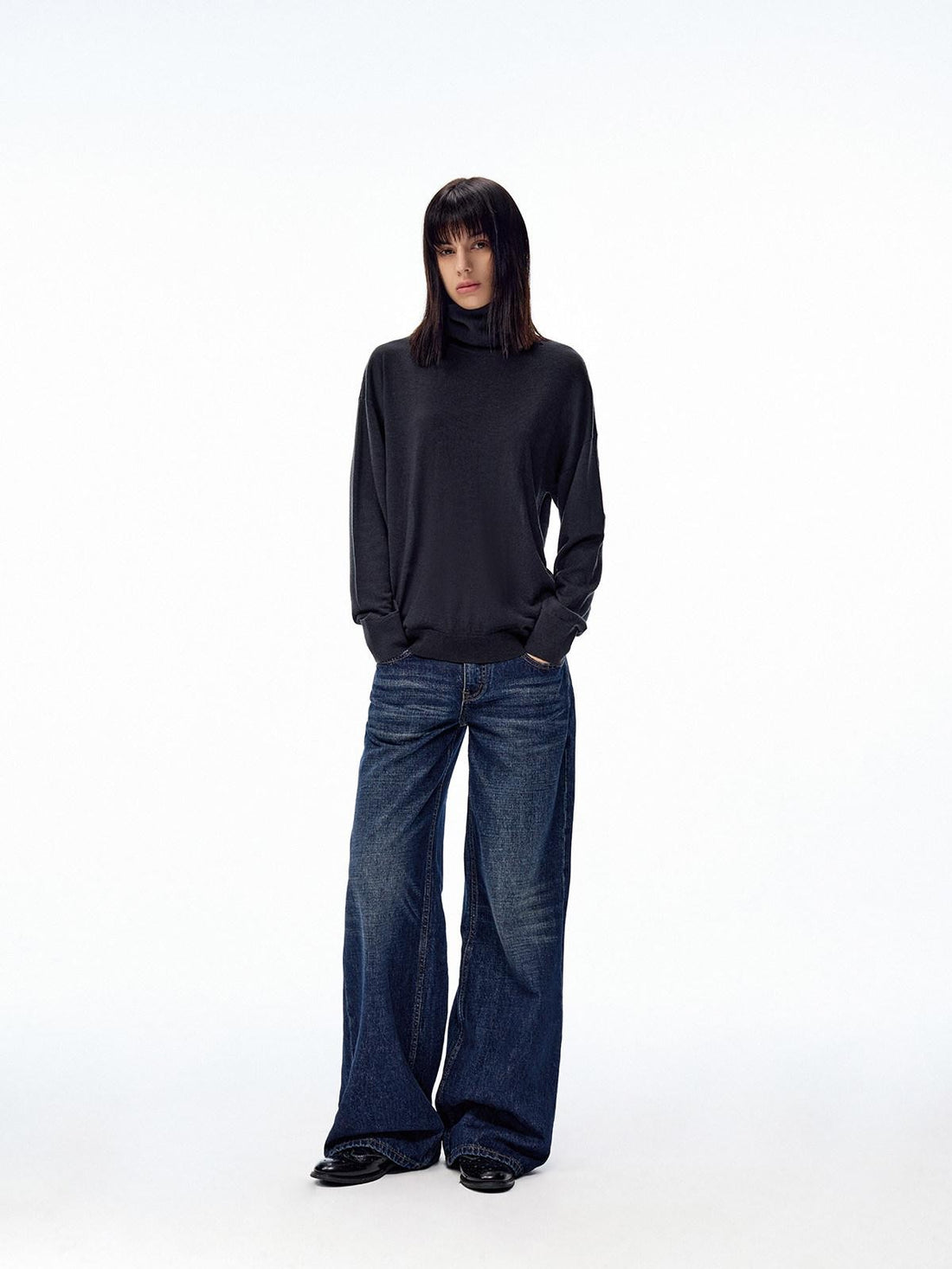 Northbutsouth Solid High Neck Layering Loose Fit Women&
