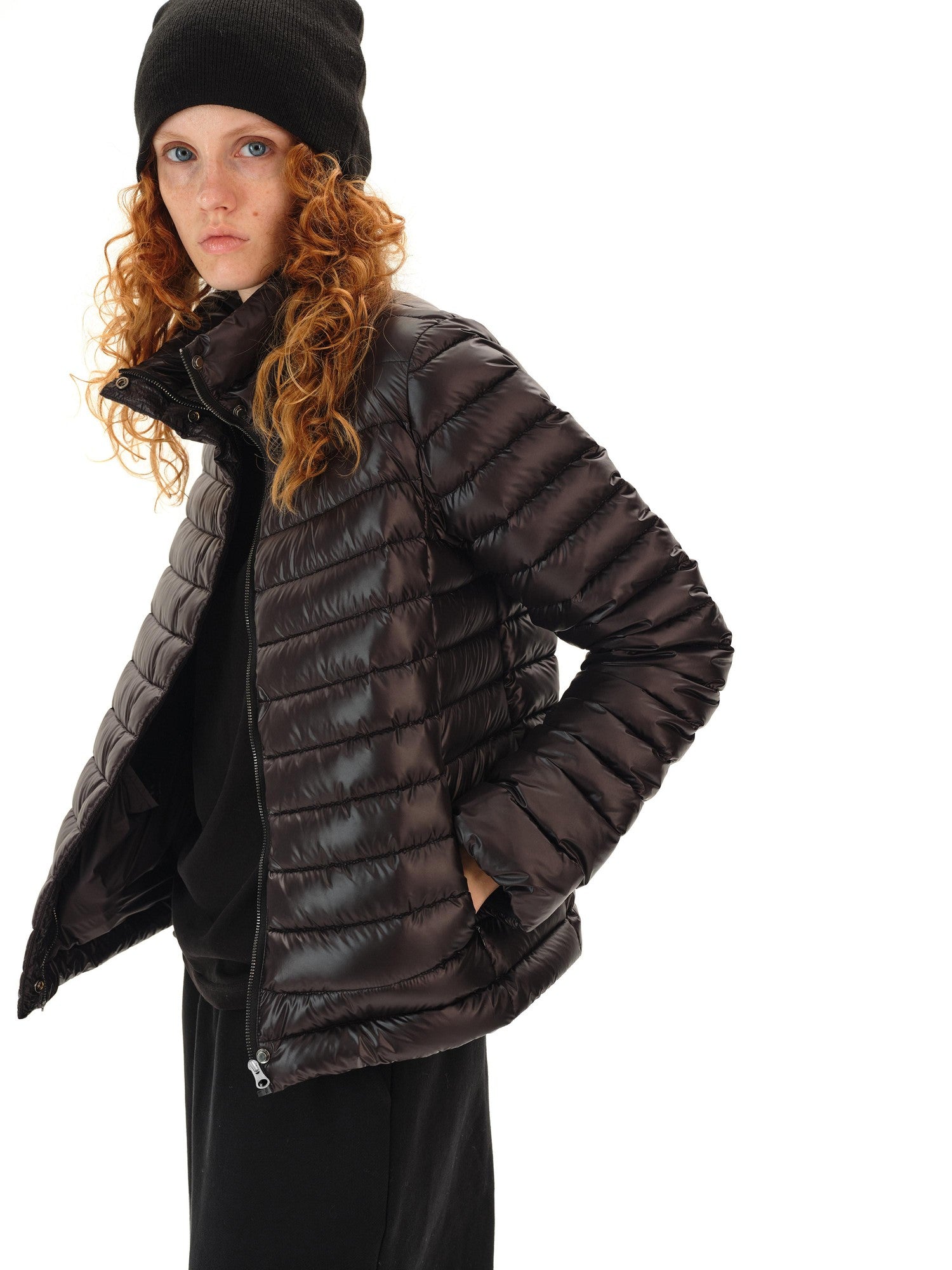 Northbutsouth Space Ribbed Stand Collar Women&