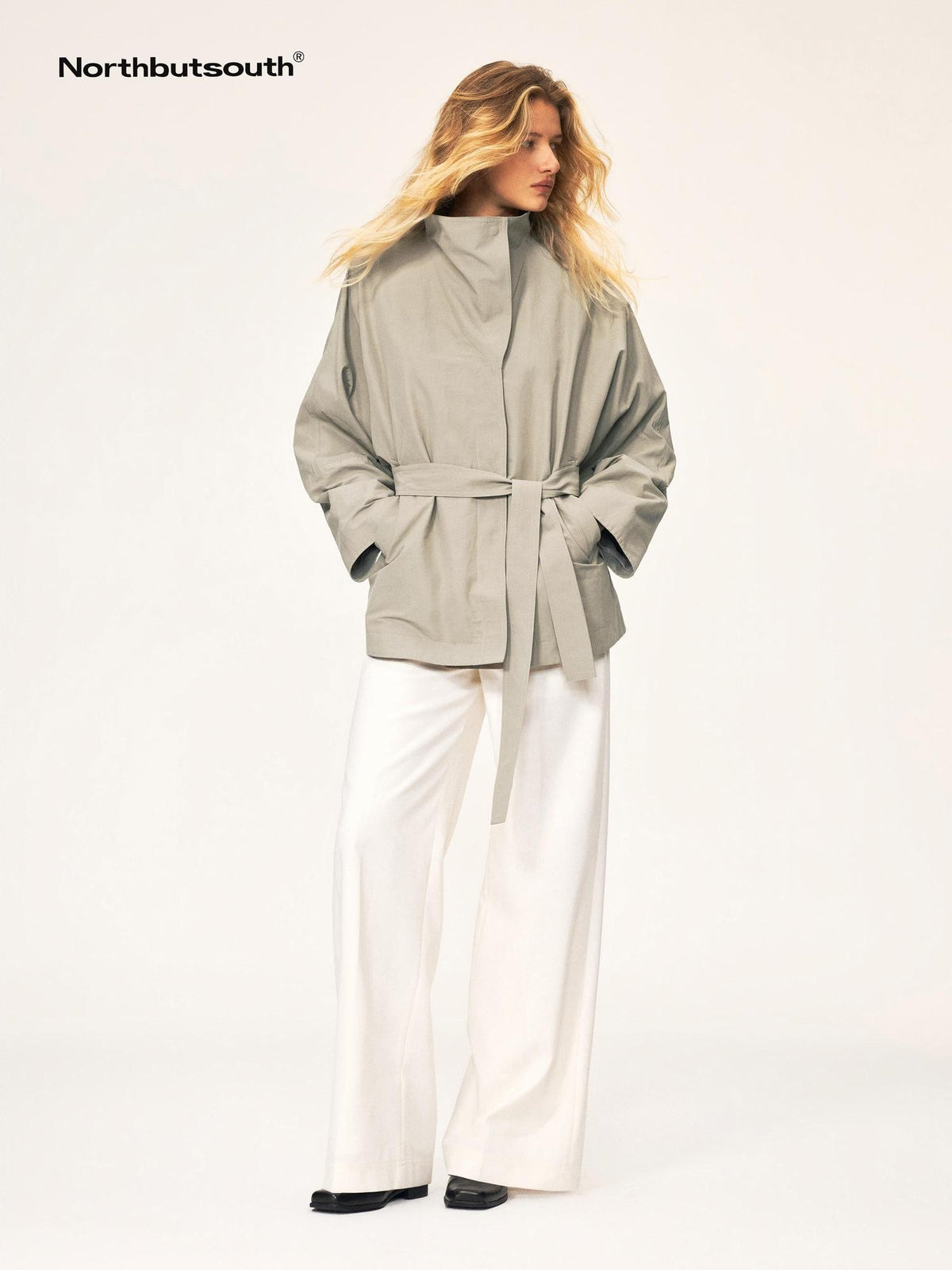 Northbutsouth Textured Front Pleated Mid Low Rise Women&