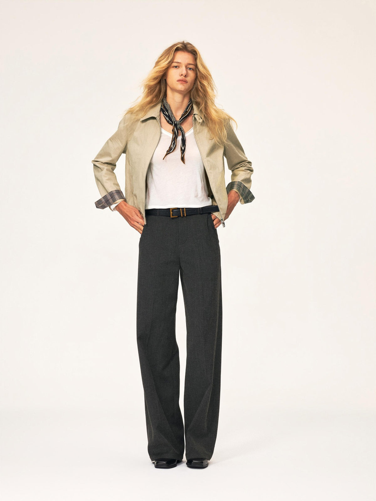 Northbutsouth Textured Front Pleated Mid Low Rise Women&