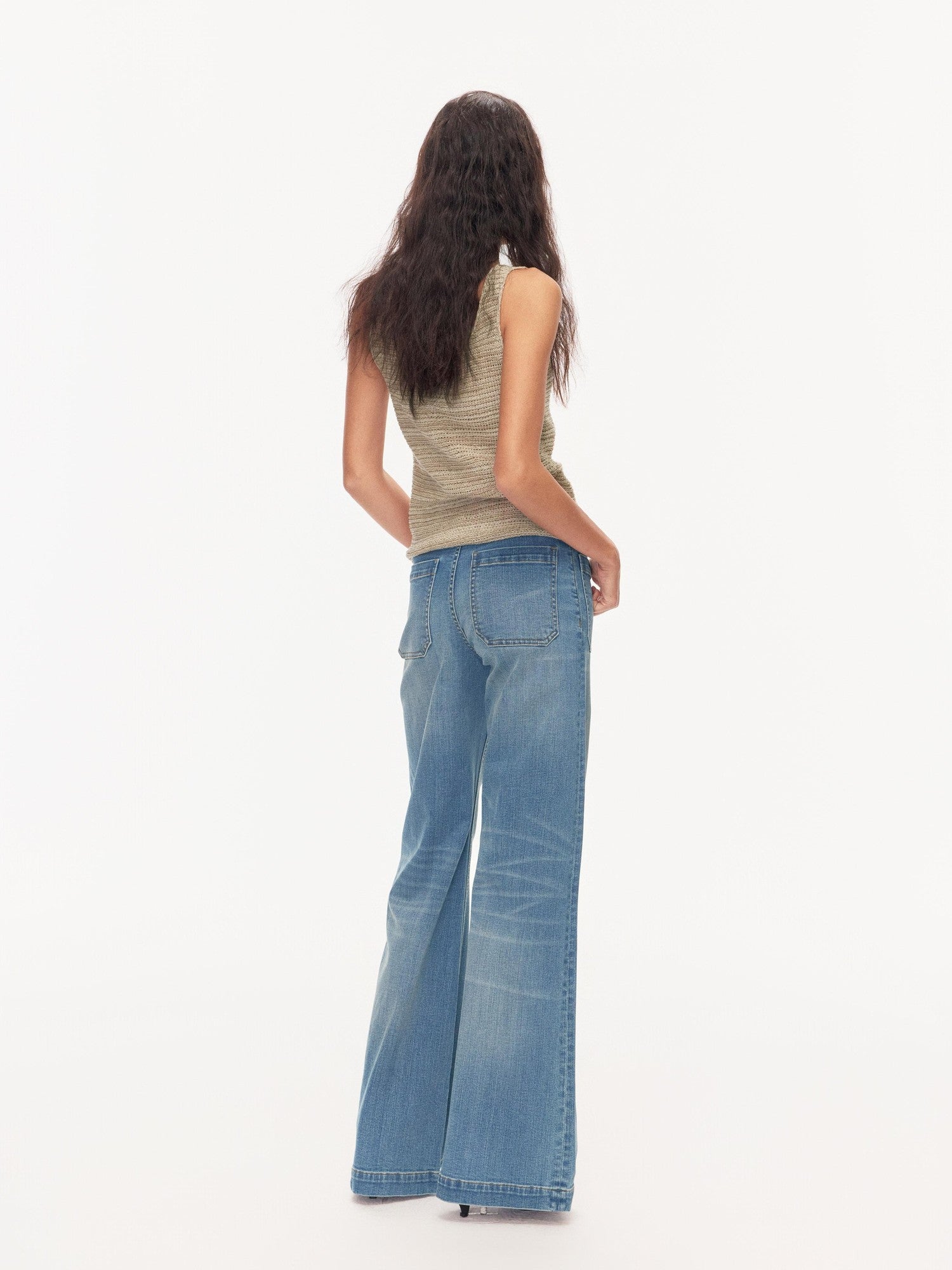 Northbutsouth Textured Melange Three Button Rolled Edge U Neck Women&