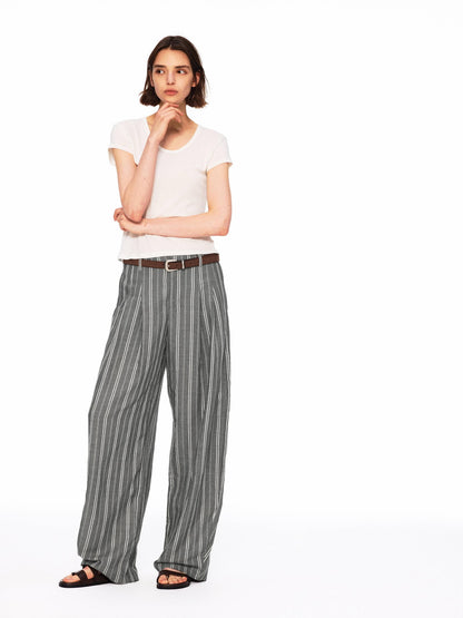 Northbutsouth Three Color Layered U Neck Slim Women&