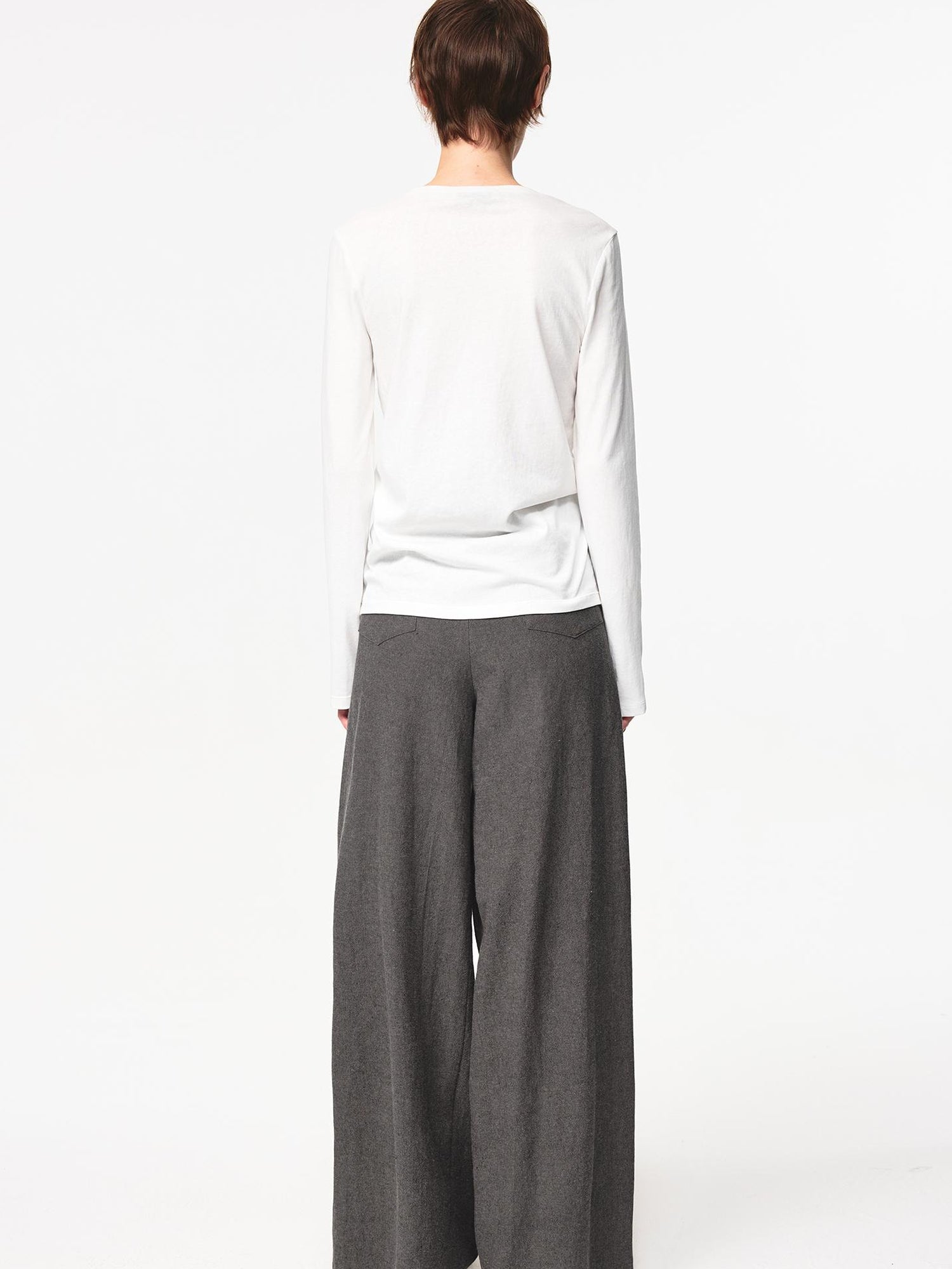 Northbutsouth Tunnel Pleat Cotton Linen Textured Multi Button Relaxed Trousers