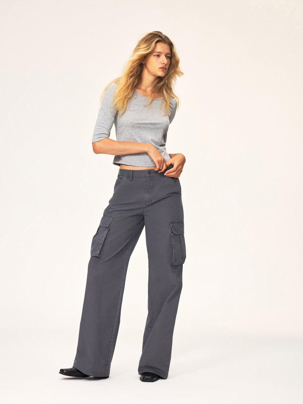 Northbutsouth Washed Distressed Multi Pocket Mid Low Rise Straight Leg Women&