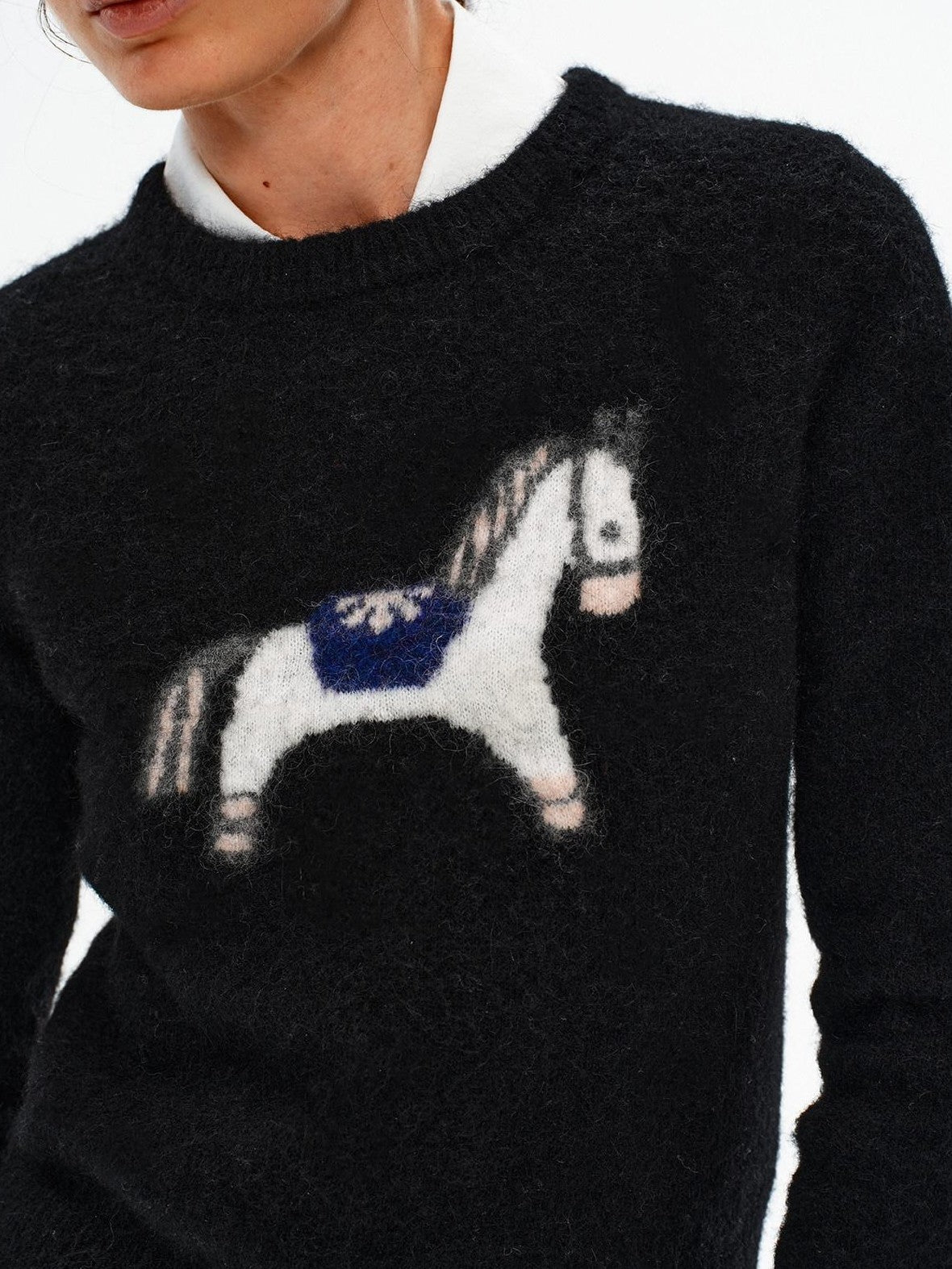 Northbutsouth Whimsical Jacquard Pony Relaxed Women&