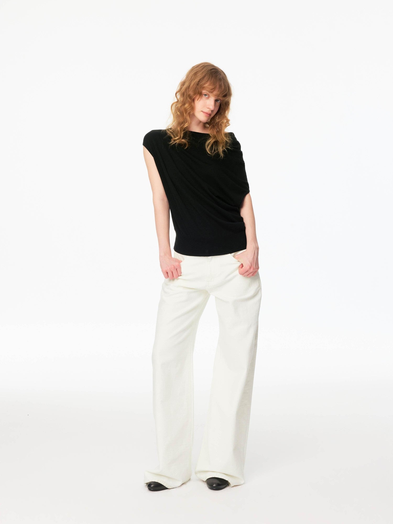 Northbutsouth White Ribbed Paris Button Women&