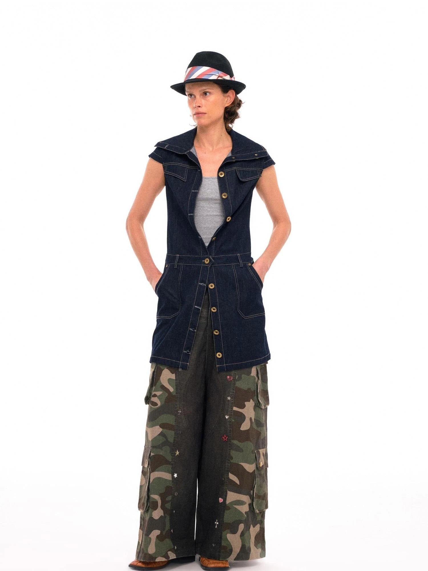 3d Camo Print Chain Studded Low Crotch Cargo Pants