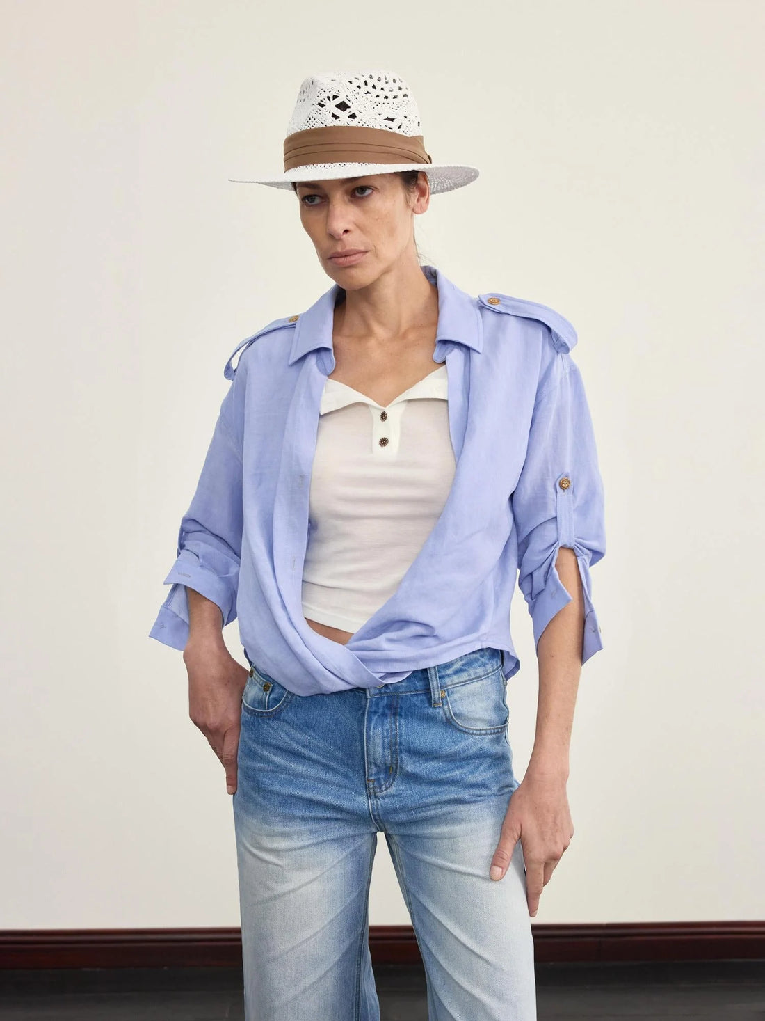 Adjustable Sunshade Shirt With Twist Detail In Cotton Linen Blend