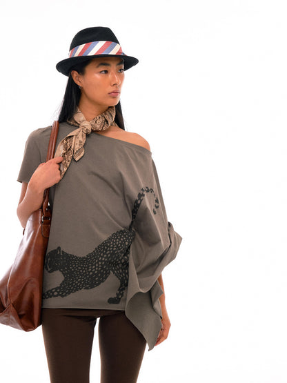 NyDkyel Asymmetric Slash Neck Tribal Leopard Print Tee