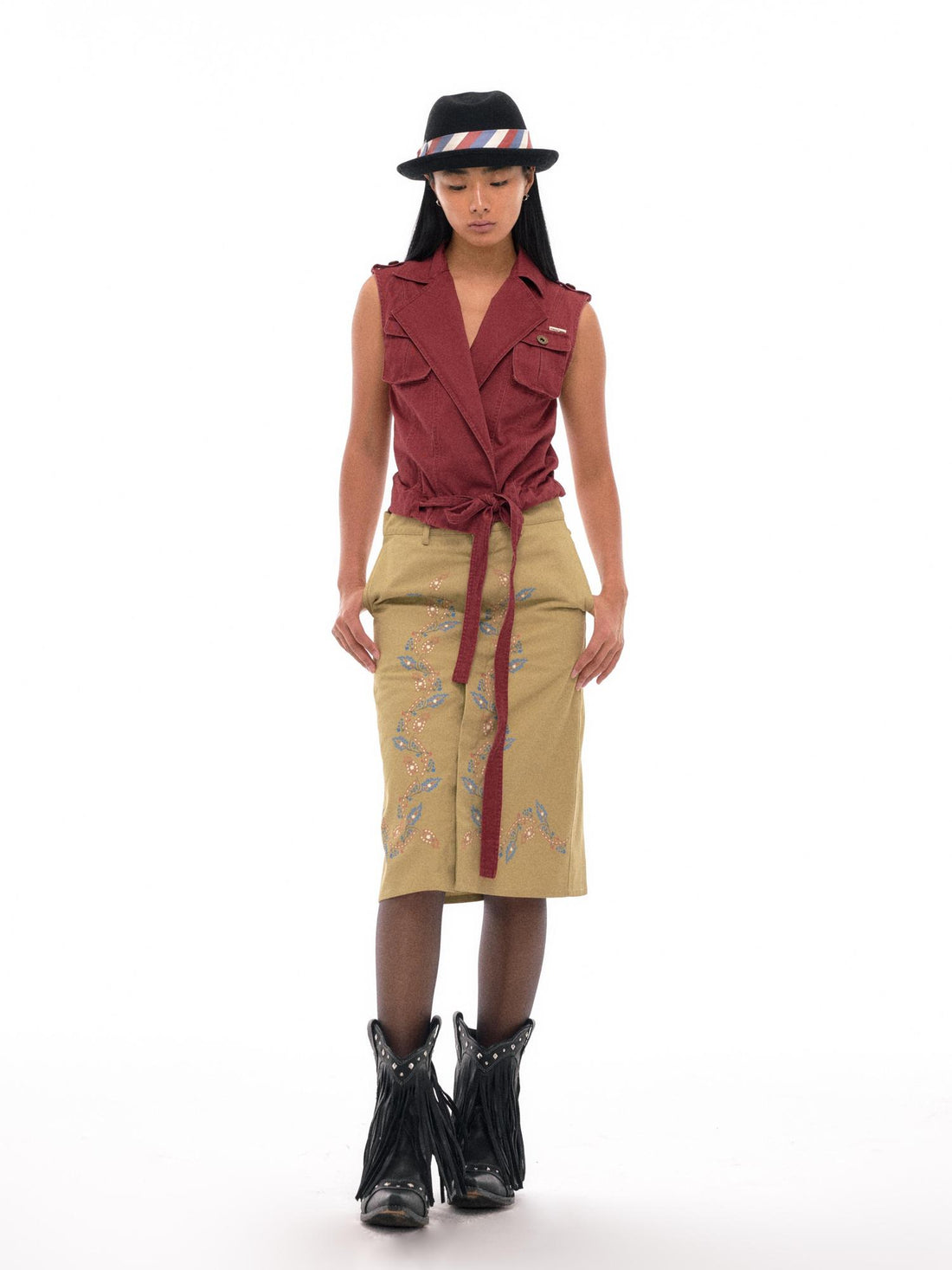 NyDkyel Floral Vine Print Midi Skirt with Hidden Button Front