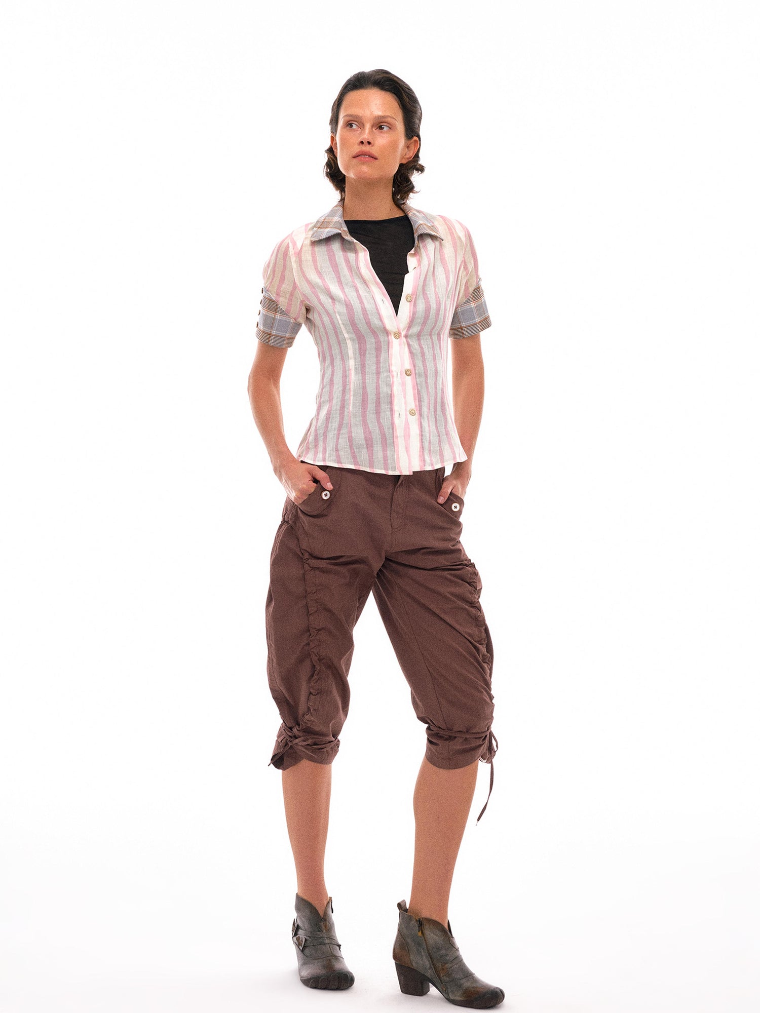 NyDkyel Geometric Color Block Striped Shirt with Asymmetric Cuffs