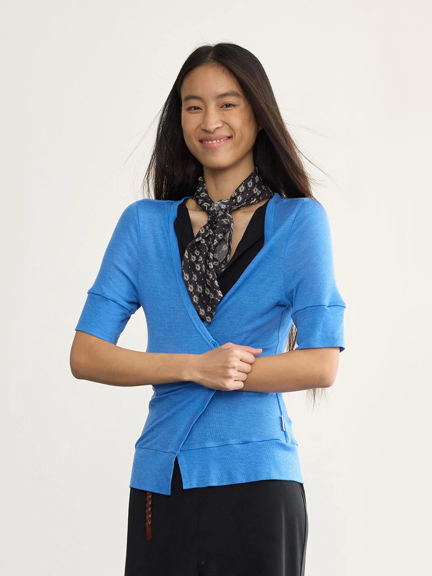 Low Cut V-neck Merino Cardigan With Wooden Buttons