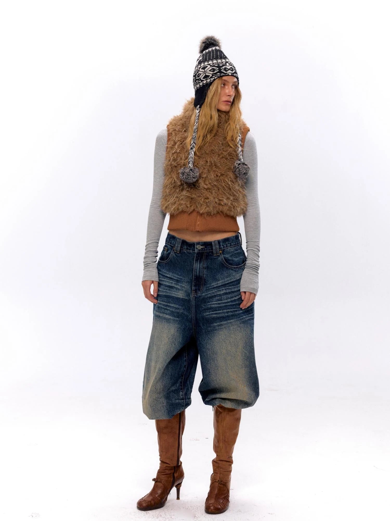 Ribbed Knit Sleeveless Vest With Faux Fur Trim