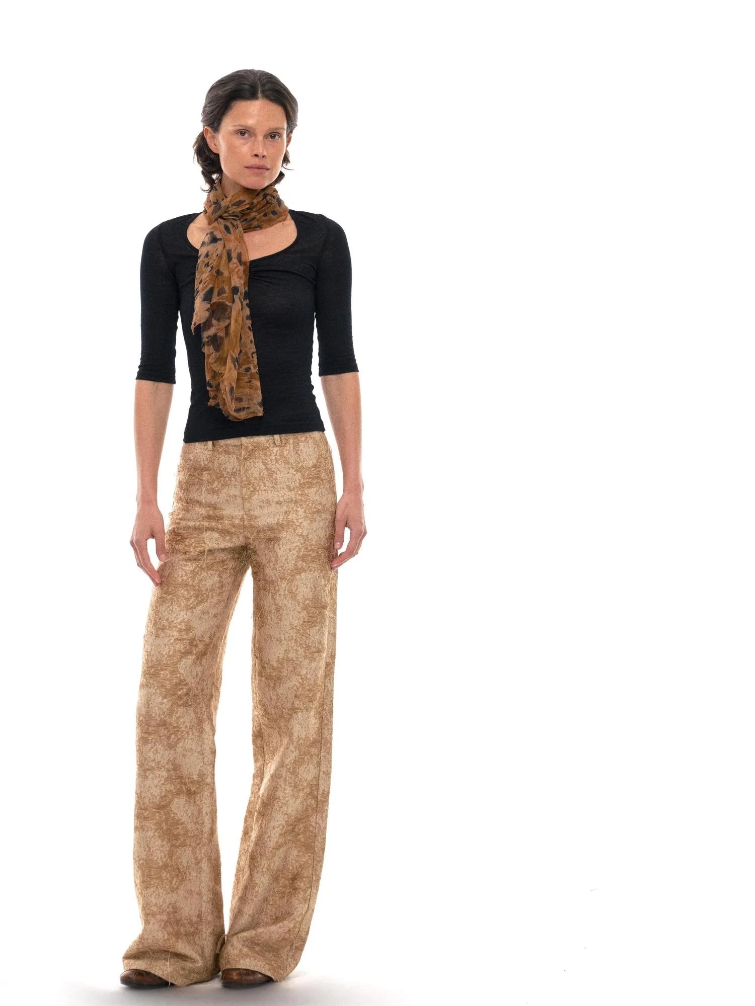 Ultrafine Merino Wool Knit Top with U Neck and Ruffle Detail