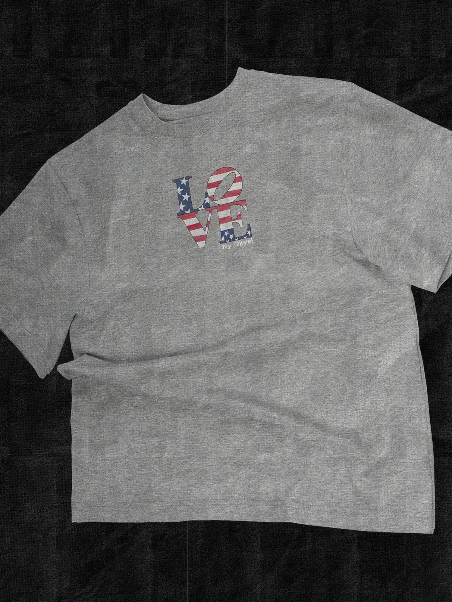 Vintage Washed Cotton Tee With Wide Shoulder Retro Fit