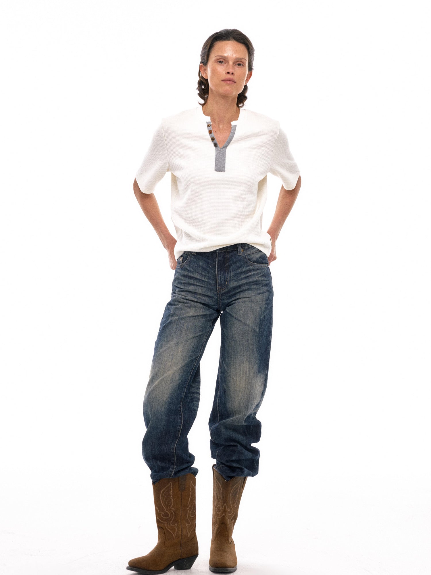 NyDkyel Y Neck Waffle Tee With Wooden Buttons
