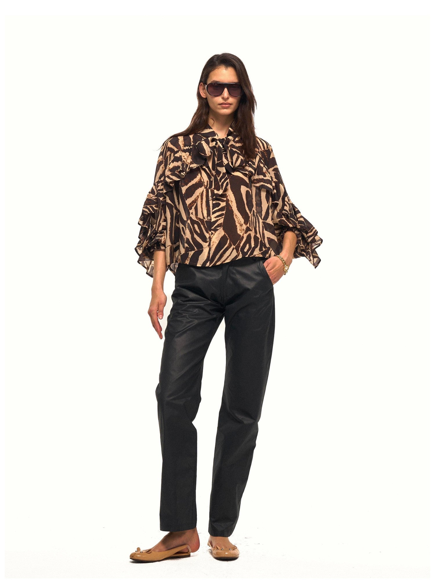 NyDkyel Zebra Print Ruffle Collar Metal Button Embellished Women&