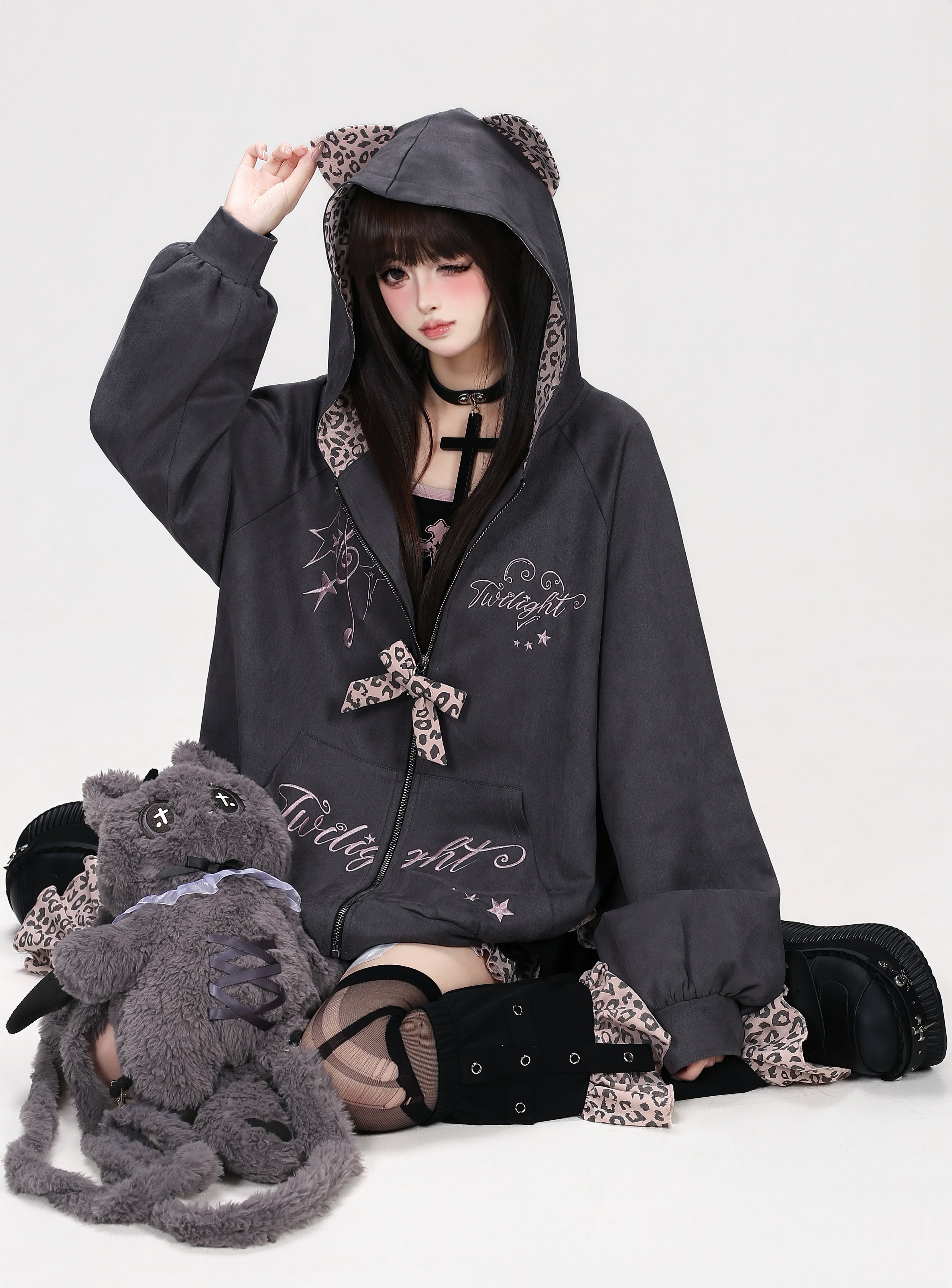 Crazy_Girl_Leopard_Cat_Ear_Note_Embroidered_Hooded_Women&