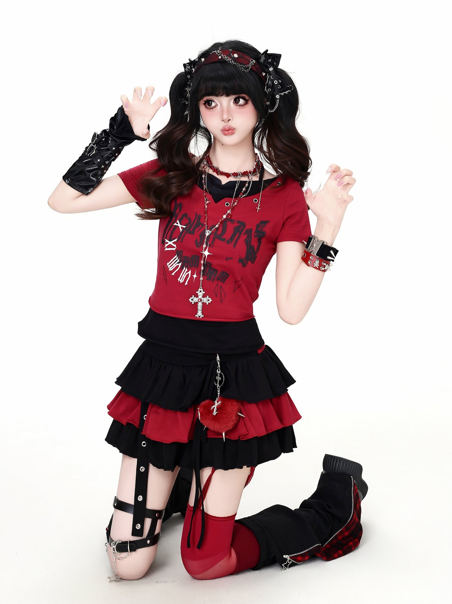 Crazy_Girl_Pixelated_Gothic_Letter_Halter_Neck_Spliced_Faux_Layered_Women&