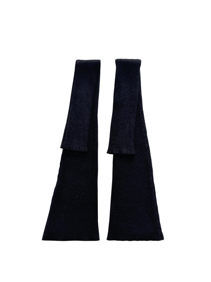 ONNASENSHI_Black_And_White_Ruched_Fuzzy_Knit_Women&
