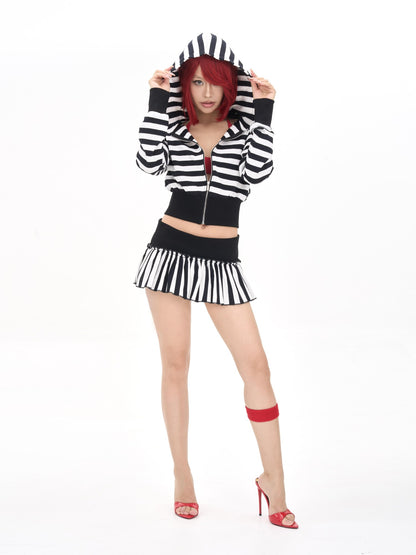 ONNASENSHI Black White Striped Rhinestone Double Layer Hood Women&