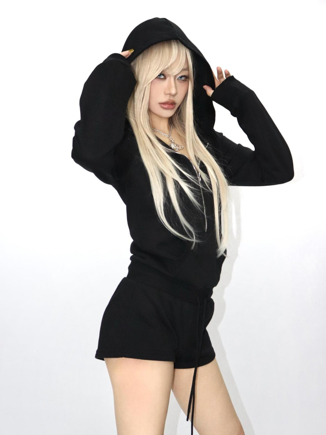 ONNASENSHI Hooded Studded Distressed Print Women&