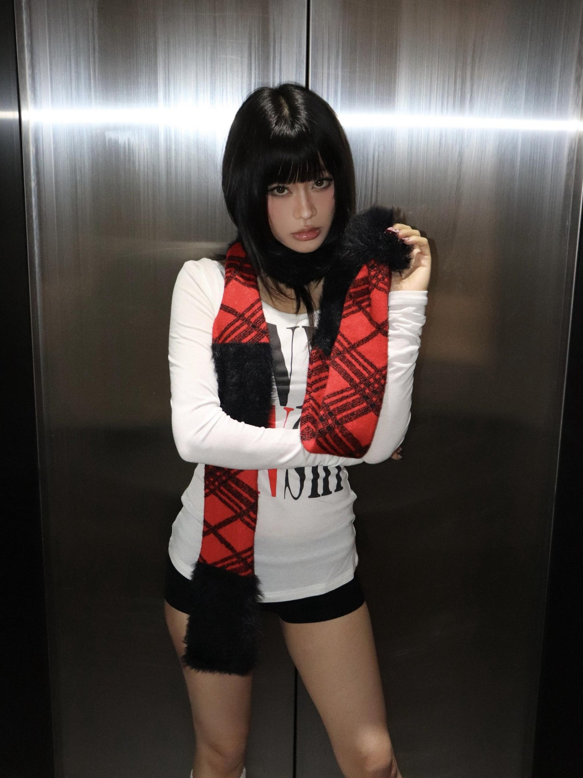 ONNASENSHI Mohair Spliced Black Red Check British Women&
